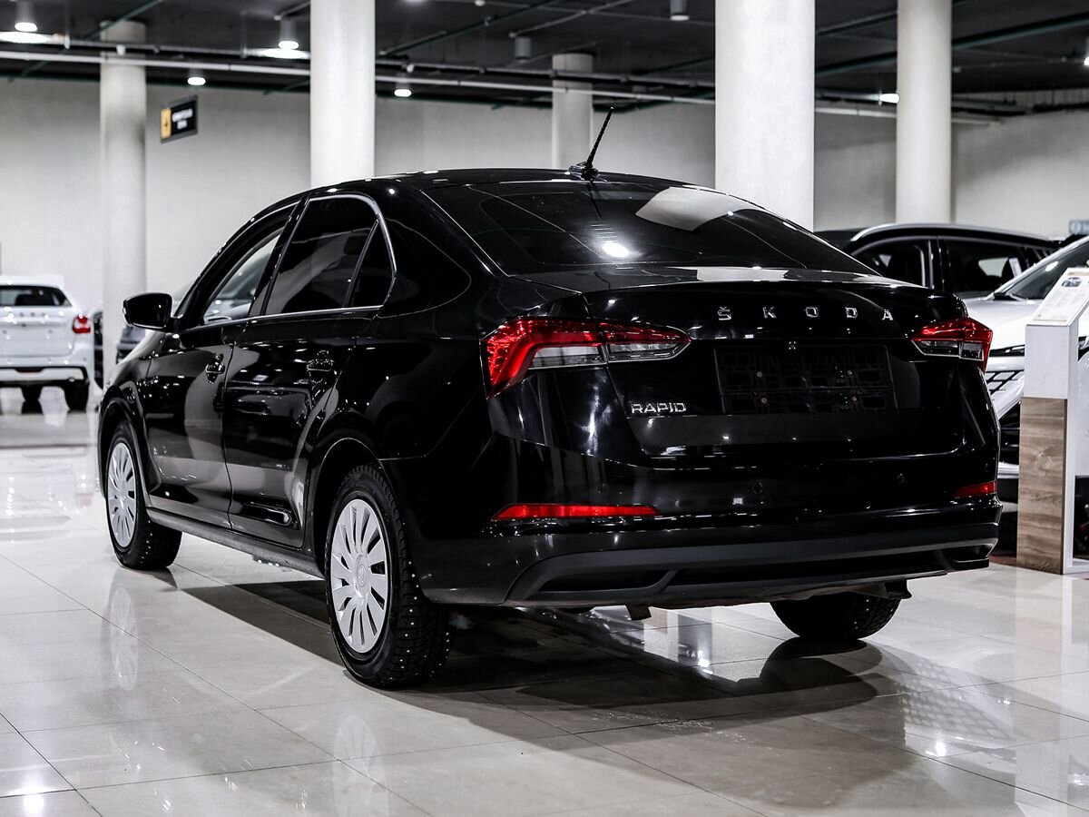 Купить Rapid с пробегом